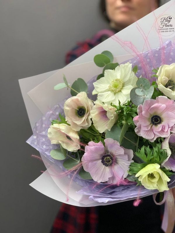 BOUQUET ANEMONES 3