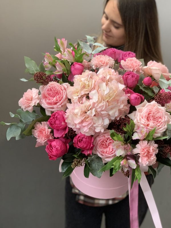 PINK FLOWERS HAT BOX