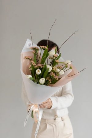 SPRING WHITE TULIPS S