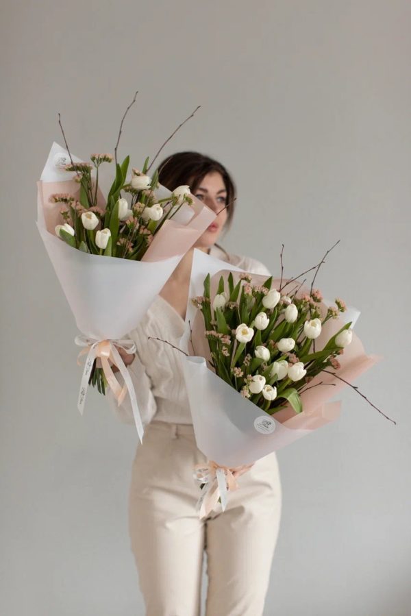 SPRING WHITE BOUQUET M