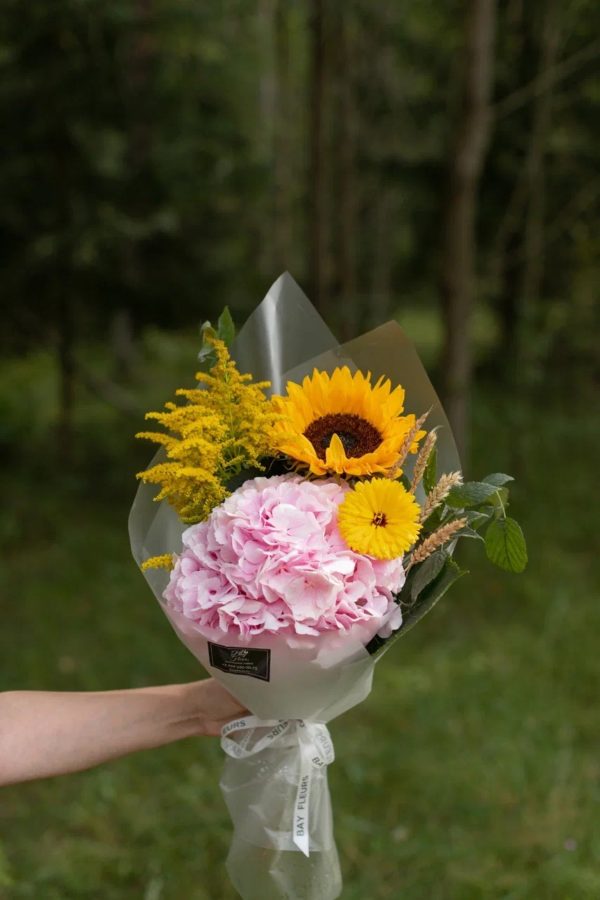 SCHOOL PINK YELLOW BOUQUET